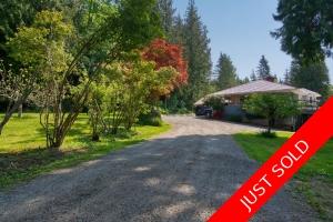 Roberts Creek House with Acreage for sale:  5 bedroom 2,631 sq.ft. (Listed 2023-05-16)
